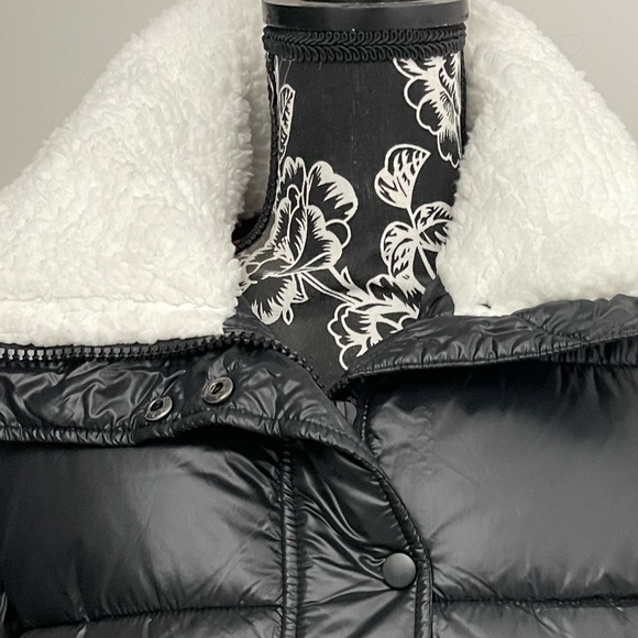 7 FOR ALL MANKIND PUFFER JACKET , BLACK AND WHITE FAUX FUR TRIM EXTRA WARM - Picture 11 of 16